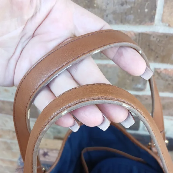 Tommy Hilfiger Blue and Brown Tote Bag - Picture 12 of 16